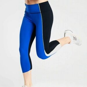 ATHLETA Velocity Colorblock Stash Pocket Capris Tanzanite Blue/Navy, 457496 sm